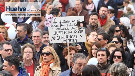 Imágenes De La Manifestación En Contra De La Derogación De La Prisión Permanente Revisable