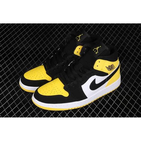 Air Jordan 1 Mid SE 'Yellow Toe' - 852542-071 | HOWKICK