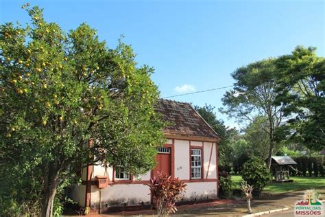 Monumento Ao Colono Na Pra A Jos Alo Sio Nedel Sites Portal Das