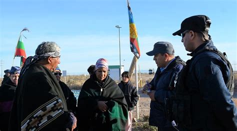 Tensión mapuches denunciaron la llegada de la Gendarmería de Bullrich