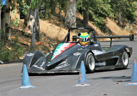 Si scaldano i motori per il 1 AutoSlalom Città di Ucria 98zero