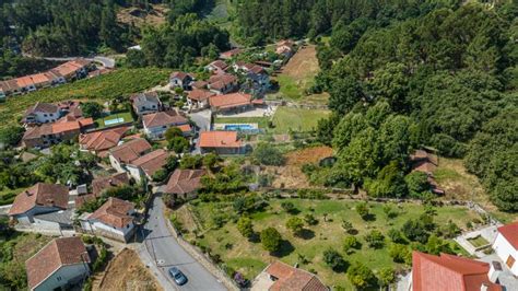 Moradia T Venda Em Britelo G Meos E Ourilhe Celorico De Basto Re Max