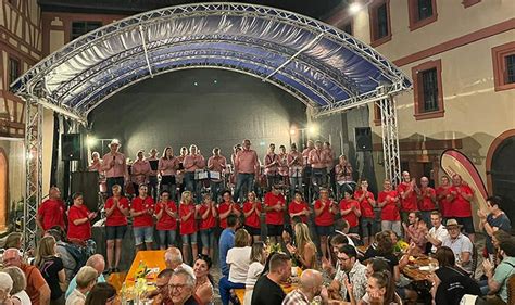 Erstes Weinfest Des Musik Und Spielmannszug Forchheim Begeistert Besucher