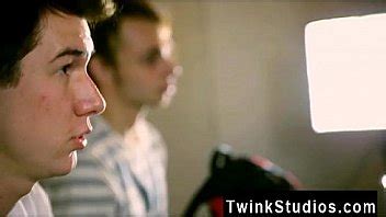 Sexo gay caliente Dustin y Skylar siempre han soñado con hacer una