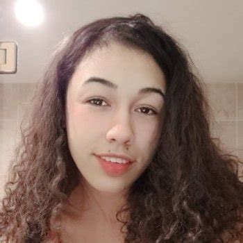 Bunni Buns Babe Page Watch This Adult Model On FreeOnes