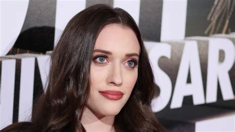 Spooky Broke Girls Star Kat Dennings Verr T Ein Berraschendes