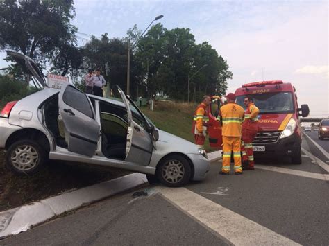 Motorista Cochila Ao Volante Capota V Rias Vezes E Atravessa As Pistas