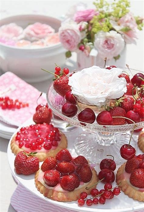 17 Best images about dessert canapes on Pinterest | Shot glasses, Strawberry scones and Hidemi ...