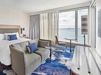 Sable at Navy Pier Chicago, Curio Collection by Hilton Hotel Photo Gallery