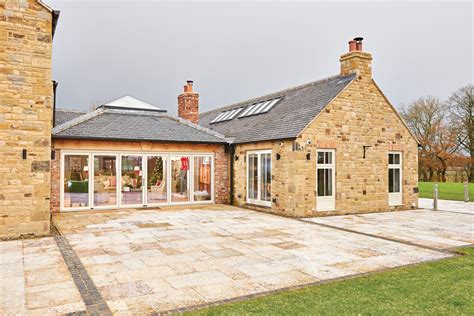 400 Series – Eclipse Folding Door Systems