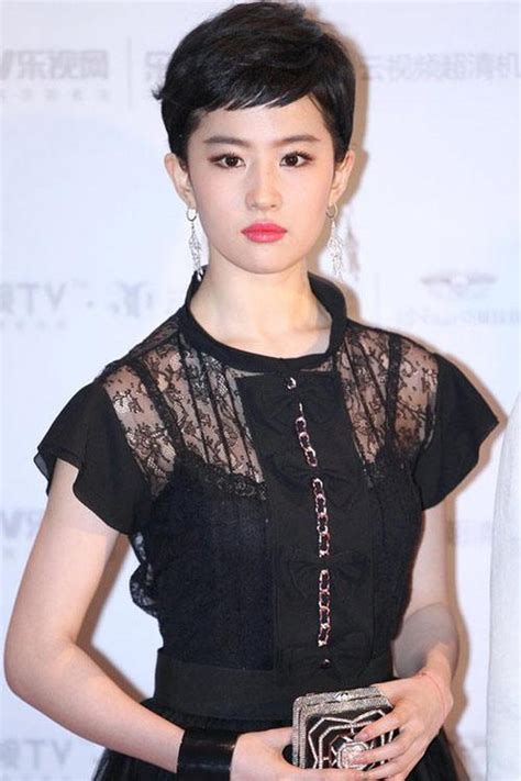 luu diec phi va nhung lan xuat hien voi tao hinh tham hoa