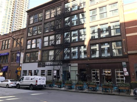 108 W Kinzie St, Chicago, IL 60654 | Crexi.com