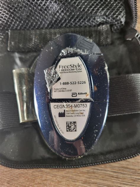 Freestyle Freedom Lite Blood Glucose Meter Monitor With Carrying Case