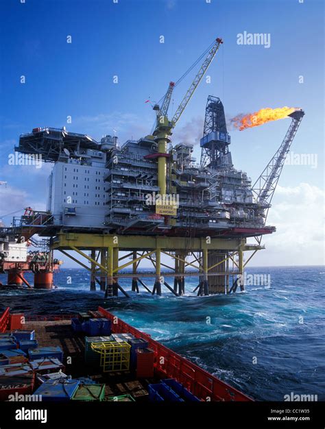 North Sea, Norway, Oseberg Oil Platform Stock Photo - Alamy