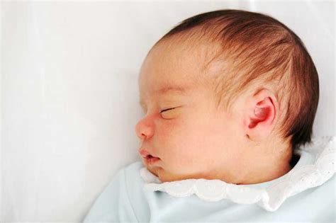 Bebe De 1 Mes Gripado - Bebê gripado: sintomas, cuidados, remédio, gripe com catarro