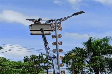 Jelang Ktt G Lampu Penerangan Jalan Dipercantik Bali Express