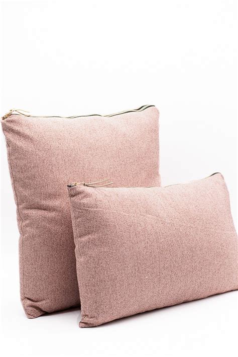 Coussin rose pâle 45x45cm de la collection ELISA Oh MyFlor