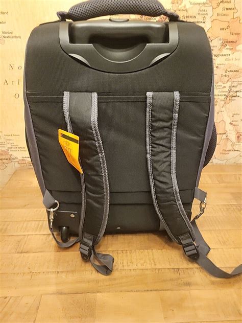 Karrimor Transit Wheel Holdall Suitcase 40l Wheeled Zip Travel Case New