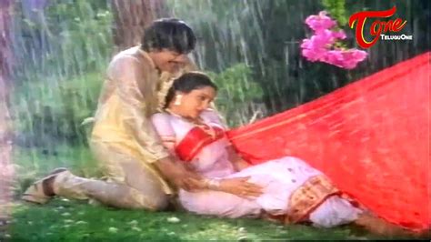 Donga Mogudu Songs Ee Chempaku Chiranjeevi Madhavi Radhika