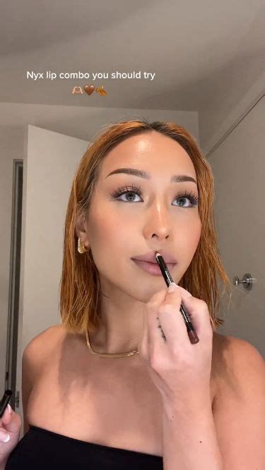 NYX PROFESSIONAL MAKEUP Butter Gloss Non Sticky Lip Gloss Praline Deep Nude Makeup