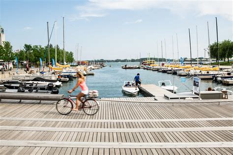 Wavedecks Waterfront Toronto