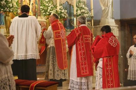 CATHOLICVS Fotos De La Solemne Santa Misa Tridentina De La Vigilia De