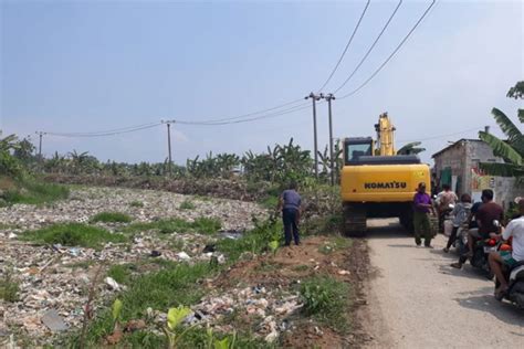 Foto Pemkab Bekasi Mengaku Kekurangan Truk Sampah