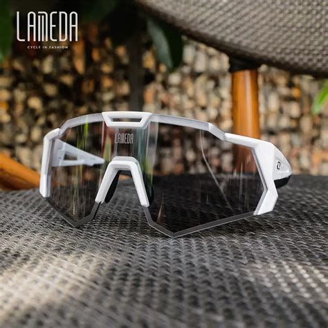 Lameda Polarizing Color Changing Cycling Glasses Goggles Windproof