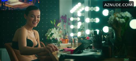 PINAR DENIZ Nude AZNude