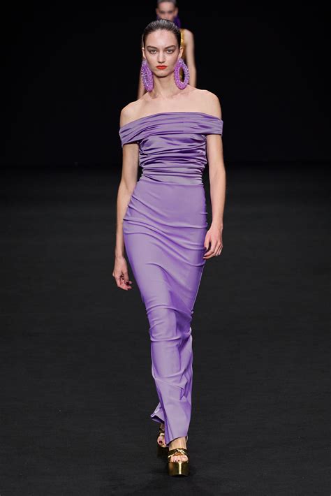 Chiara Boni La Petite Robe Spring 2024 Fashion Show | The Impression
