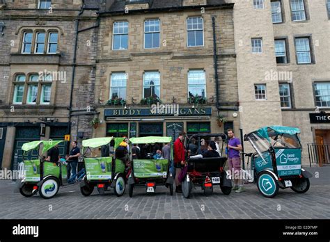 Biddy Mulligans Bar Hi Res Stock Photography And Images Alamy