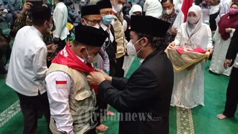 Pj Gubernur Banten Dan Wali Kota Tangerang Lepas Jemaah Haji Foto