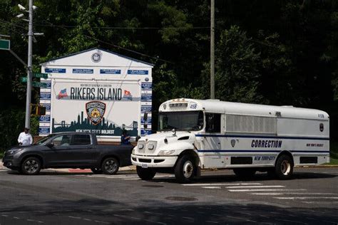 N Y C Lawsuit Claims Rikers Crisis Was Worsened By Illegal Strike The New York Times