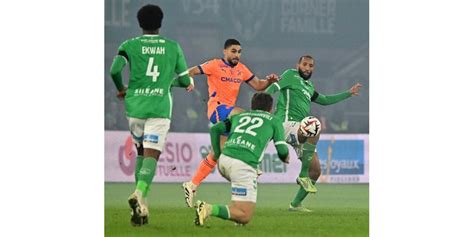 Football Ligue Asse Larsonneur Sollicit Stassin Invisible