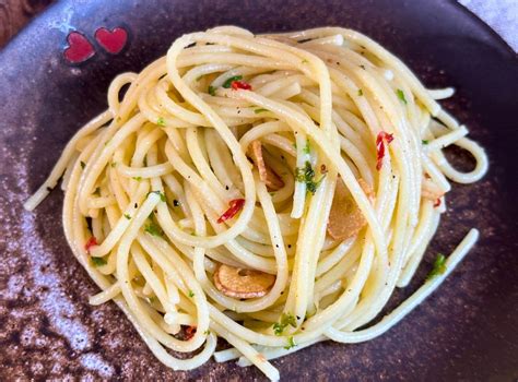 Spaghetti Aglio E Olio E Peperoncino Originalrezept