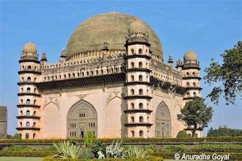 Gol Gumbaz - A Reverberating Dome In Bijapur - Inditales