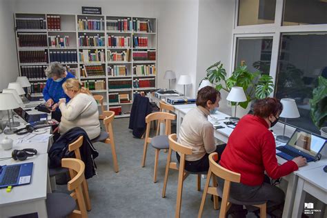 Zajęcia komputerowe dla seniorów Biblioteka Biecz