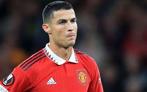 Media Manchester United Zerwie Umow Z Ronaldo Pi Karz Straci Fortun