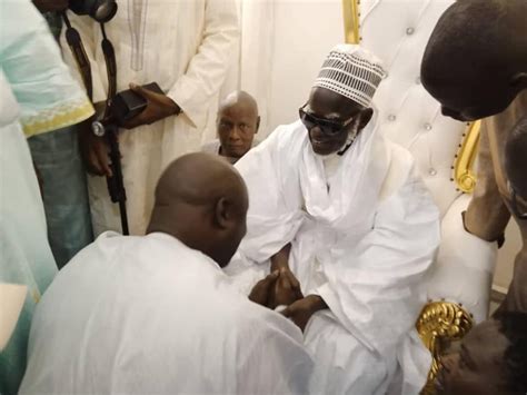 En Images Idrissa Seck Reçu Par Le Khalif Général Des Mourides