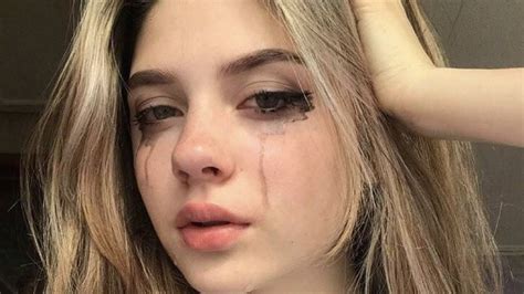 I M Hurt Sad Tiktok Songs Playlist That Will Make You Cry Sad