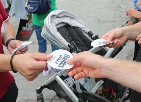 Harriswalz Campaign Reproductive Freedom Bus Stops In Savannah