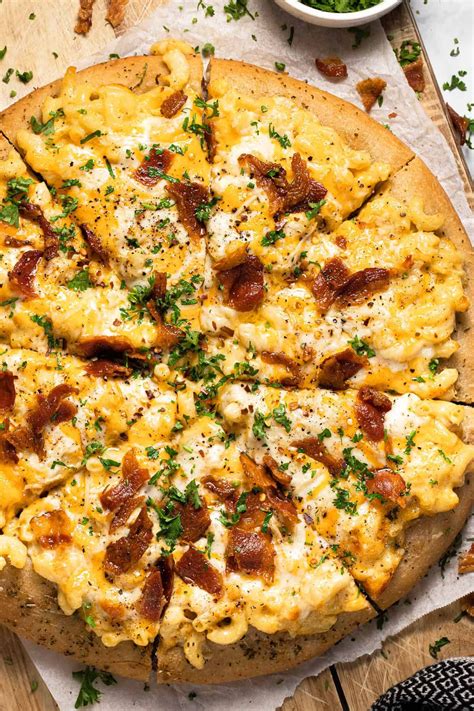 20 Minute Mac And Cheese Pizza