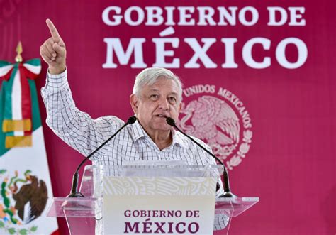 Amlo Denuncia Fraude Monumental De Facturas Falsas