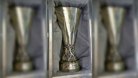 Trofeo De La Uefa Europa League Ya Fue Recuperada En Guanajuato El