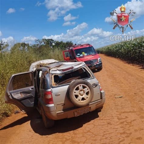 Motorista Morre Ap S Carro Capotar Na Regi O Rural De Planaltina