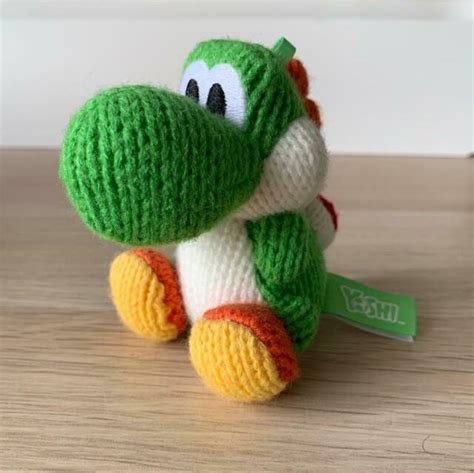 Yoshi's Woolly World Green Yarn Yoshi Amiibo Figure - renewiso