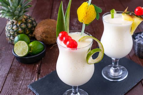 Frozen Piña Colada Cocktail Recipe