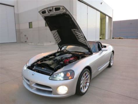 Sell Used 2004 Dodge Viper Srt 10 Convertible 2 Door 83l In Huntington