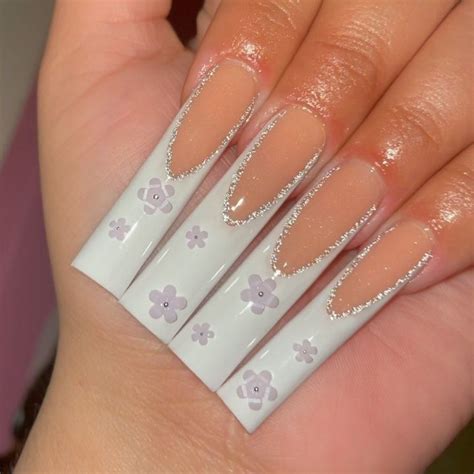 𝑪𝑳𝑨𝑼𝑫𝑰𝑨 On Instagram “hello March 💗 Follow Me Bellacielonails • Using