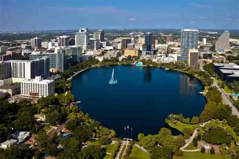 Tourist Attractions in Orlando, Florida - The Lost Backpack